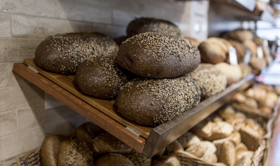 Brød på hylderne GuldBageren Esbjerg