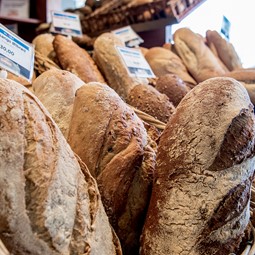 Brød i flere varianter GuldBageren